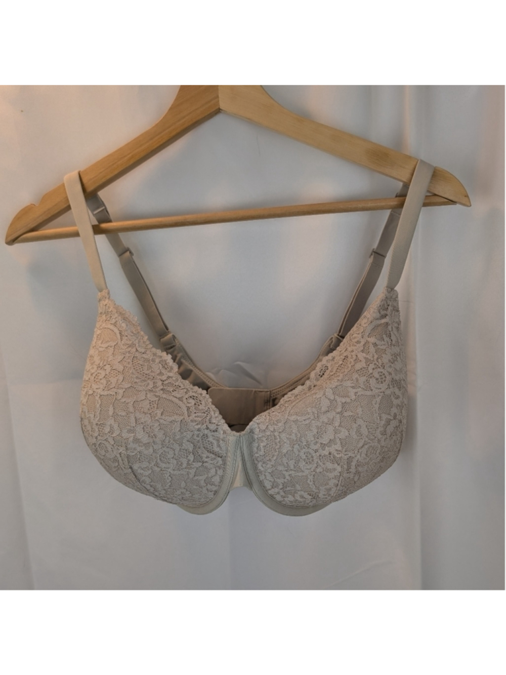 Skims Fits Everybody bra size 34DDDD BNWT